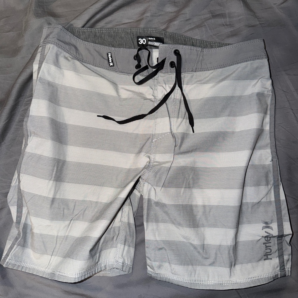 Hurley Men’s Gray & Light Gray Striped Swim Board Shorts